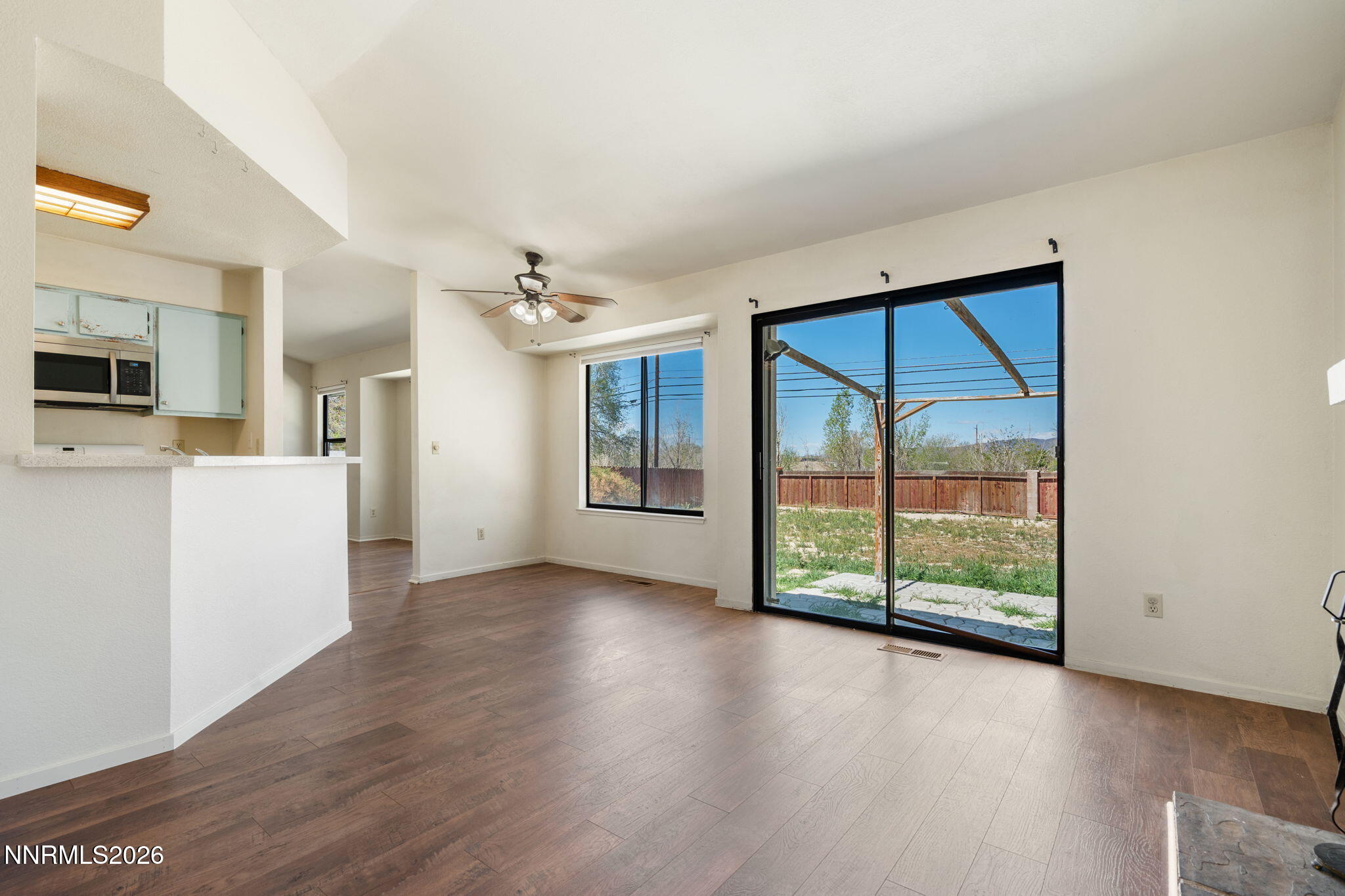 1576 Maria Court Fernley, NV 89408 - Photo 14 of 37 22-web-or-mls-DSC00240