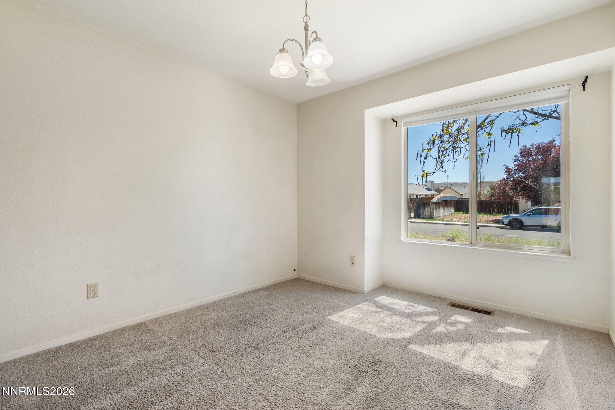 1576 Maria Court Fernley, NV 89408 - Photo 28 of 37 36-web-or-mls-DSC00153