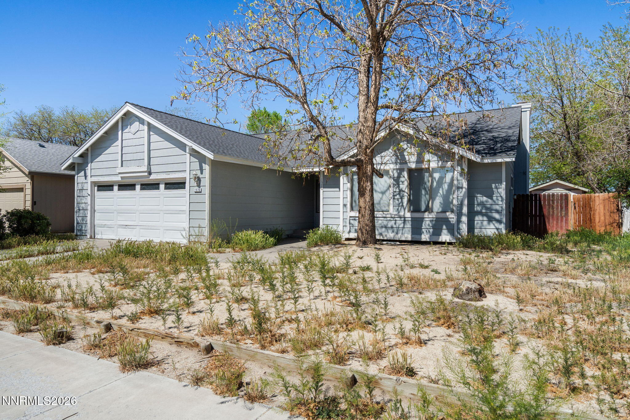 1576 Maria Court Fernley, NV 89408 - Photo 3 of 37 6-web-or-mls-DSC00353