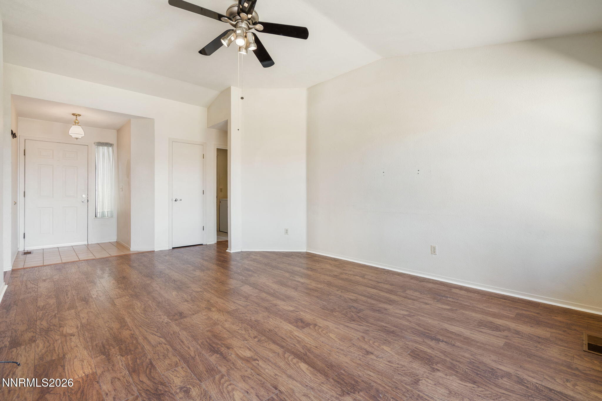 1576 Maria Court Fernley, NV 89408 - Photo 7 of 37 15-web-or-mls-DSC00188