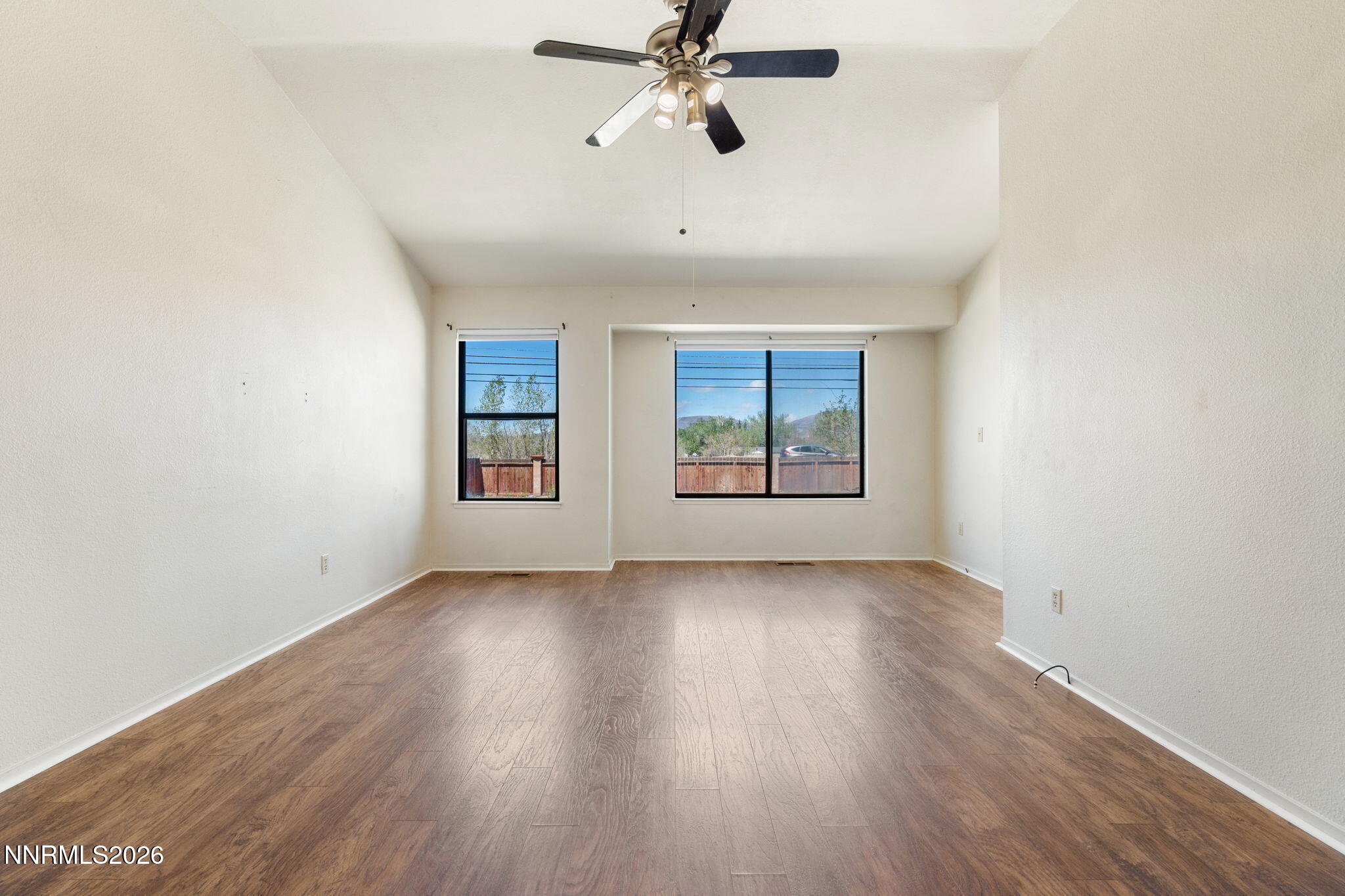 1576 Maria Court Fernley, NV 89408 - Photo 9 of 37 17-web-or-mls-DSC00193