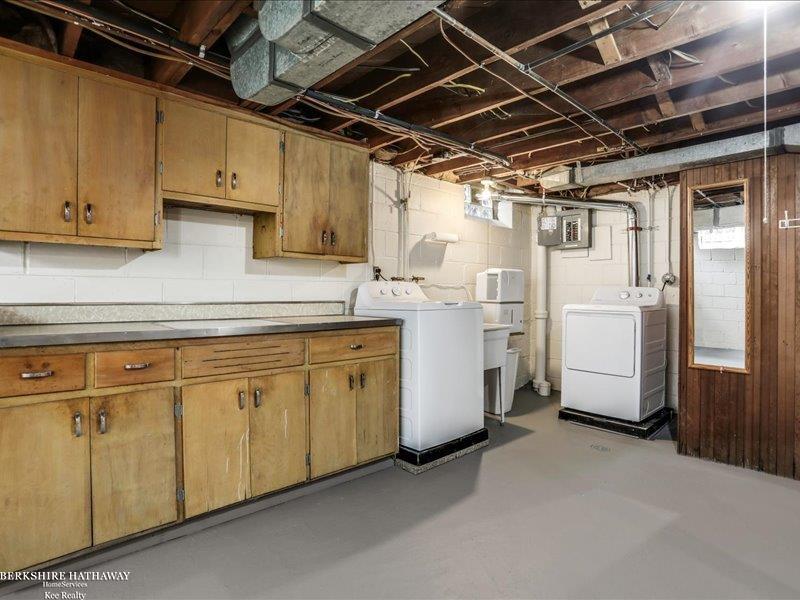 858 Trombley Road Grosse Pointe, MI 48230 - Photo 49 of 54