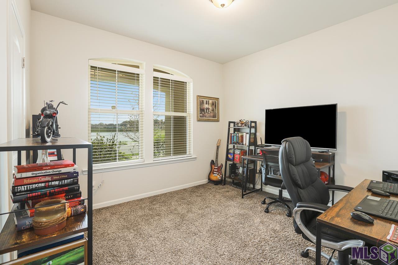 4710 Malbec Avenue Baton Rouge, LA 70817 - Photo 24 of 32 Bedroom