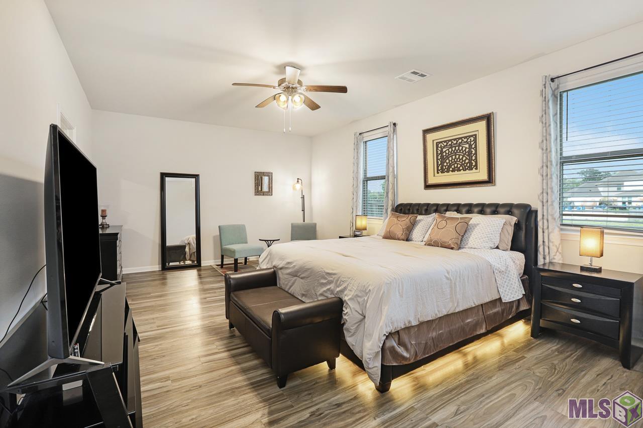 4710 Malbec Avenue Baton Rouge, LA 70817 - Photo 4 of 32 Primary Bedroom