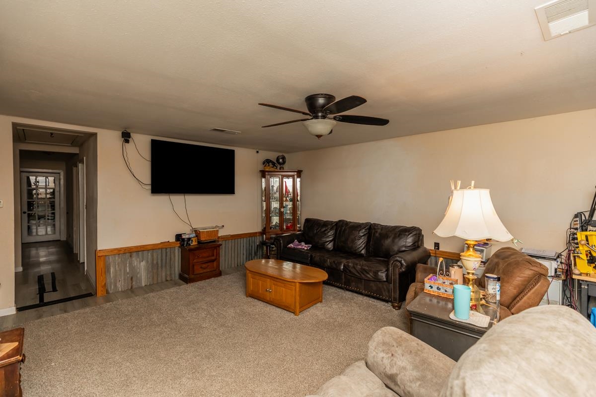 370 North Meeker Road Beaumont, TX 77713 - Photo 6 of 13