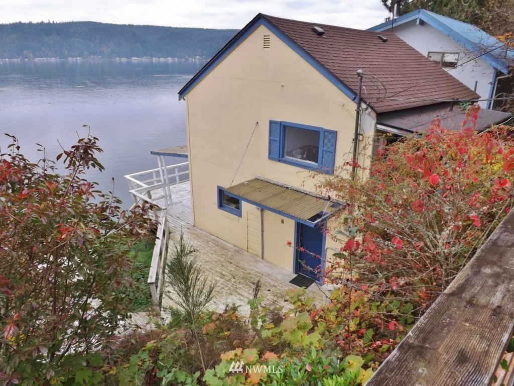 11201 Northeast North Shore Road Belfair, WA 98528 - Photo 1 of 11 Gallery Image 1