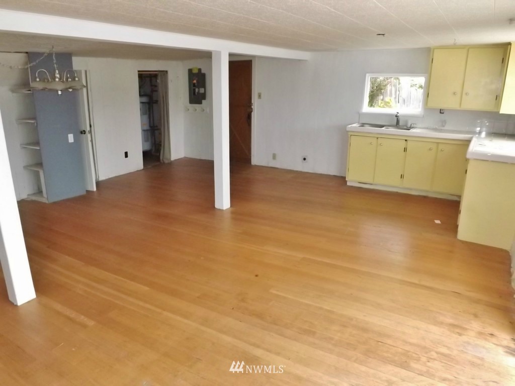11201 Northeast North Shore Road Belfair, WA 98528 - Photo 6 of 11 Gallery Image 6