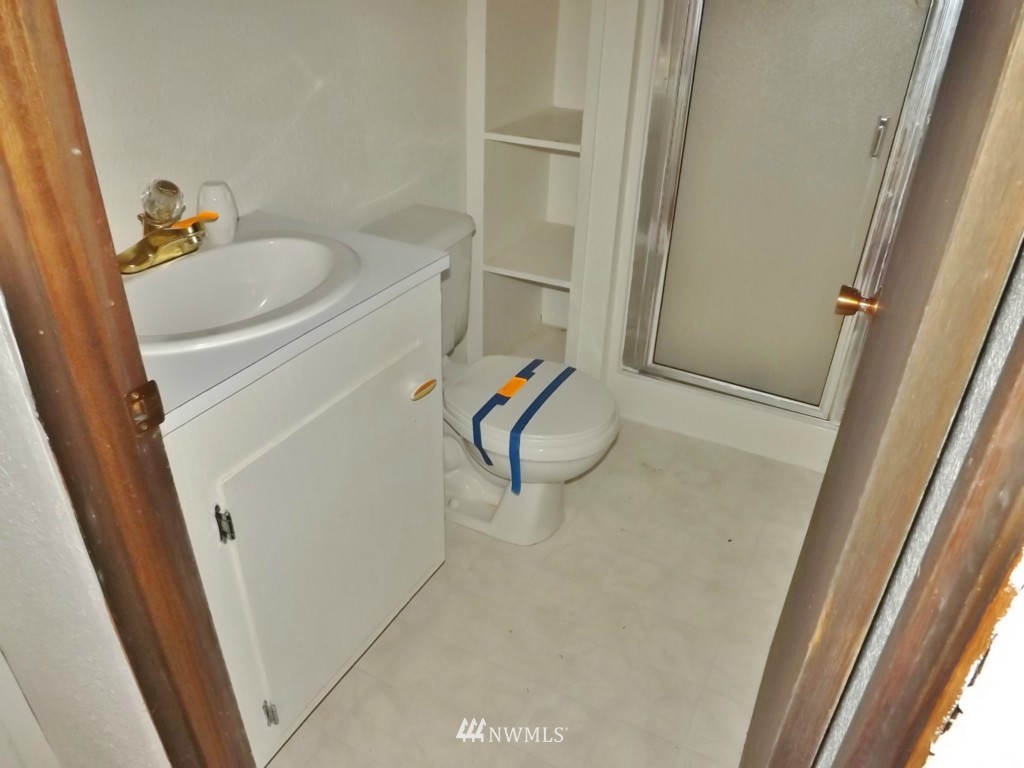 11201 Northeast North Shore Road Belfair, WA 98528 - Photo 7 of 11 Gallery Image 7