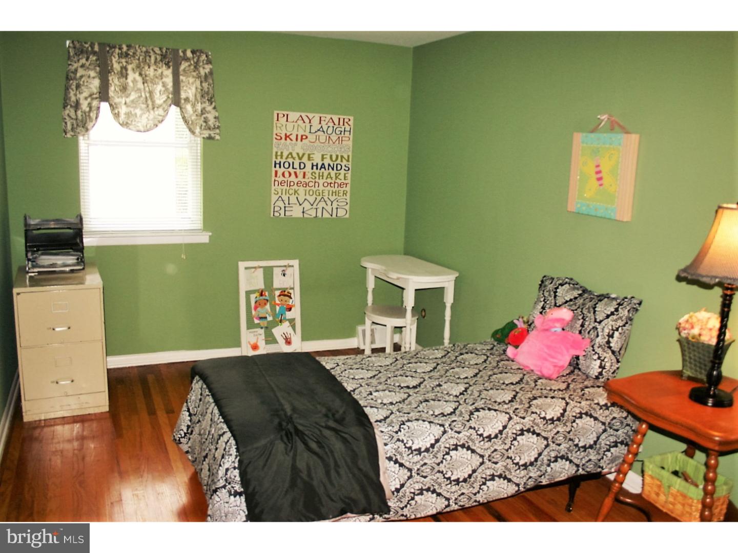3322 Chesterfield Road Philadelphia, PA 19114 - Photo 18 of 25 Bedroom 2