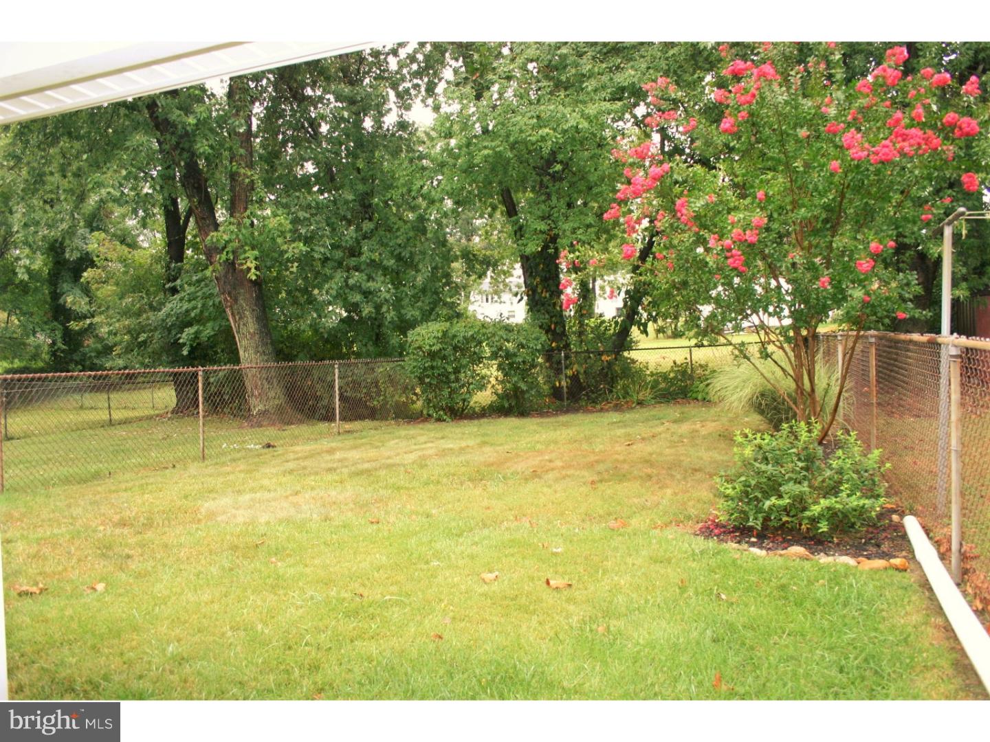 3322 Chesterfield Road Philadelphia, PA 19114 - Photo 23 of 25 View in Back