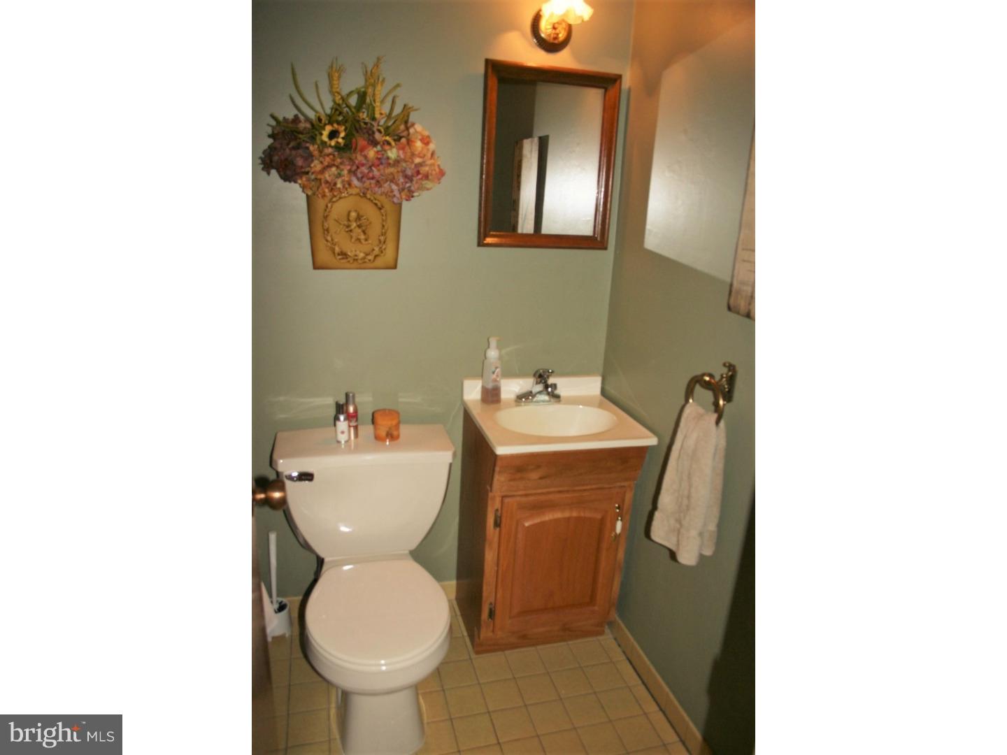 3322 Chesterfield Road Philadelphia, PA 19114 - Photo 8 of 25 Half Bath