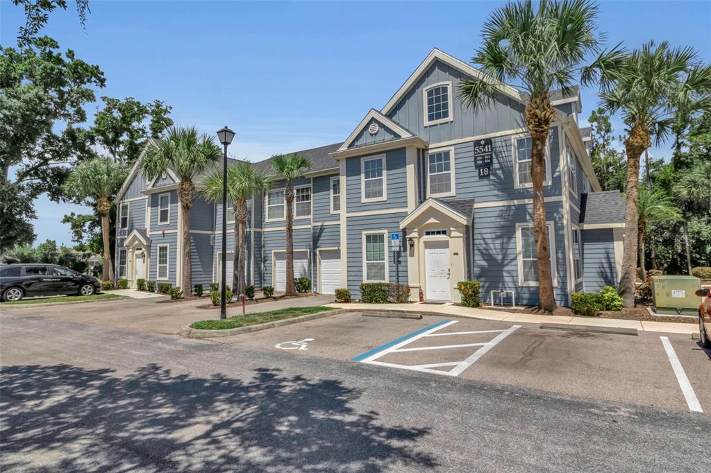 5541 Rosehill Road, Unit 202 Sarasota, FL 34233 - Photo 5 of 47