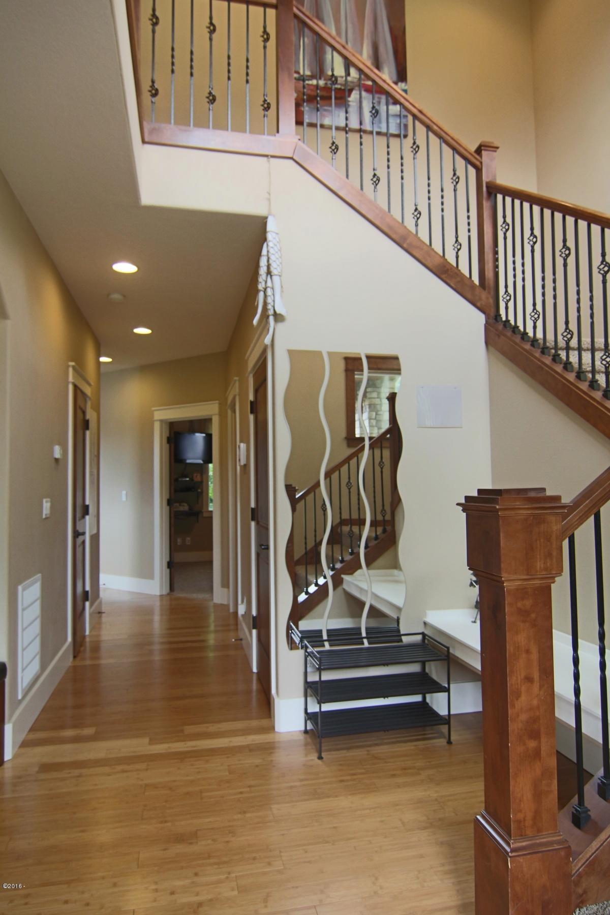 1223 Northeast Regatta Park Road Lincoln City, OR 97367 - Photo 12 of 30 12-8305825_crest