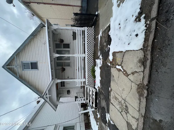 $41,000 | 930 Emmett Street, Schenectady, NY 12307