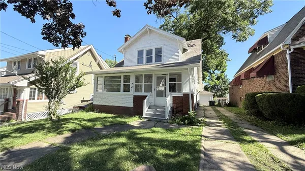 $1,450 | 721 Polk Avenue, Akron, OH 44314