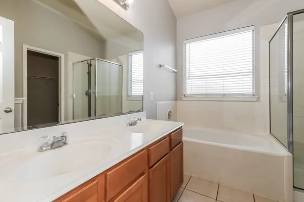 $1,915 | 5915 Ranch Riata Court, Katy, TX 77449