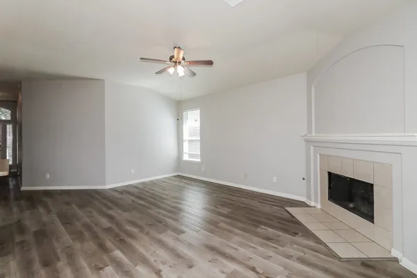 $1,915 | 5915 Ranch Riata Court, Katy, TX 77449