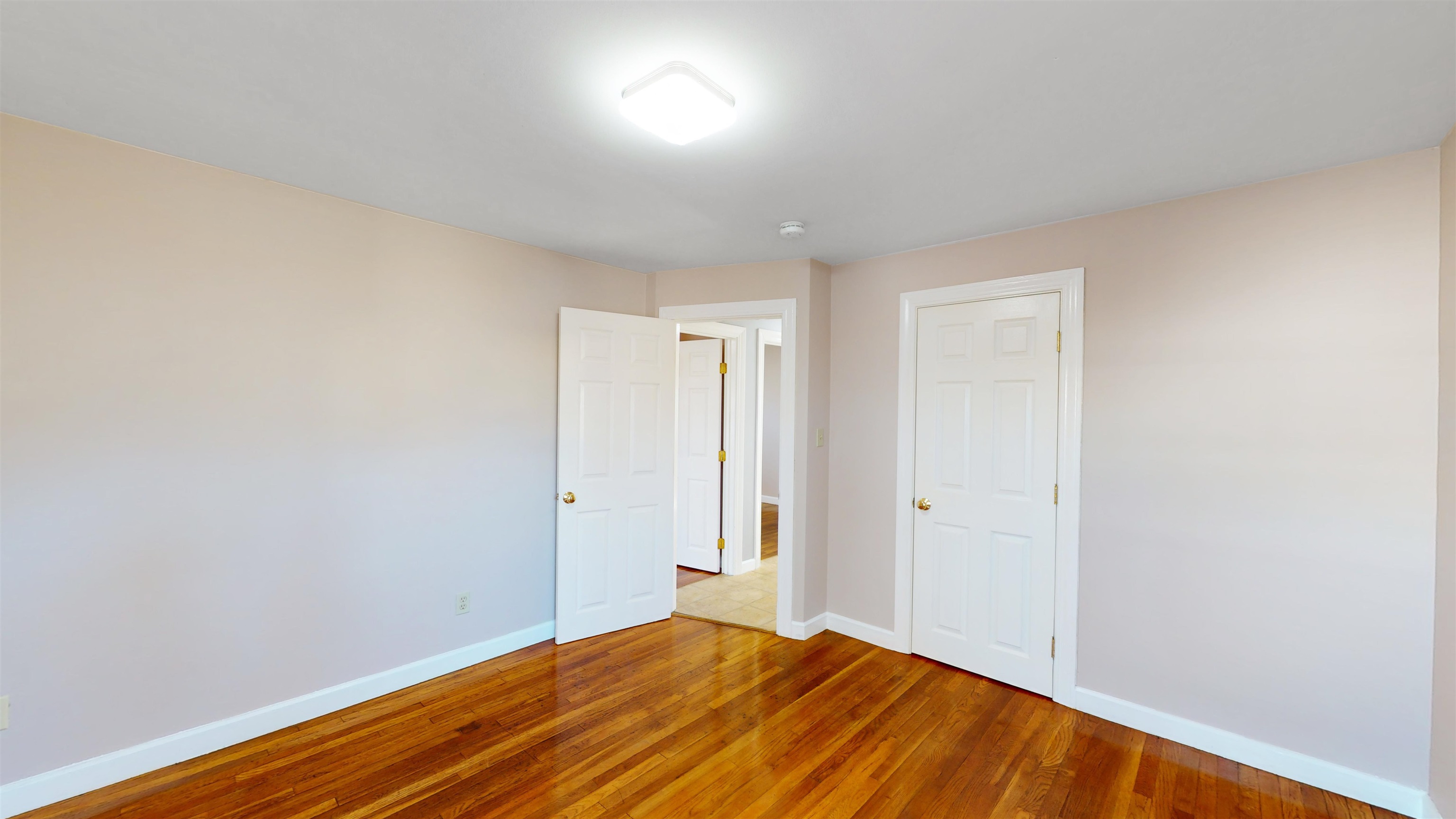 474 Reed Street Manchester, NH 03102 - Photo 13 of 28