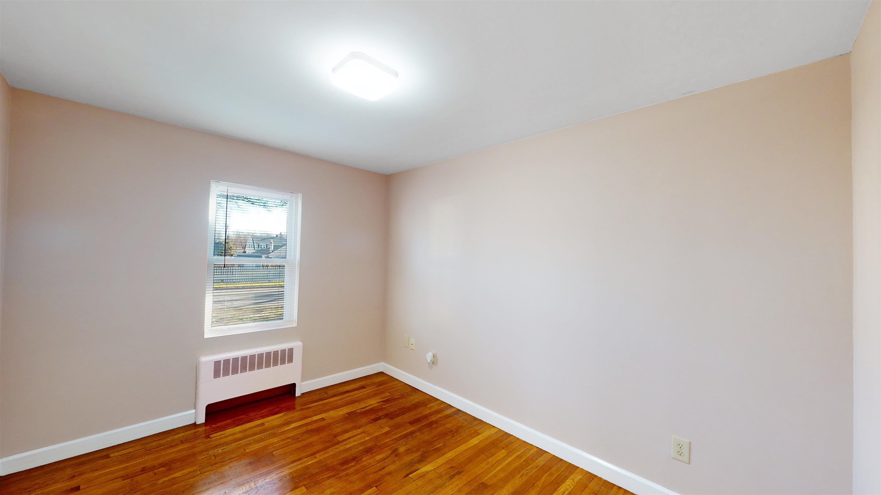 474 Reed Street Manchester, NH 03102 - Photo 14 of 28
