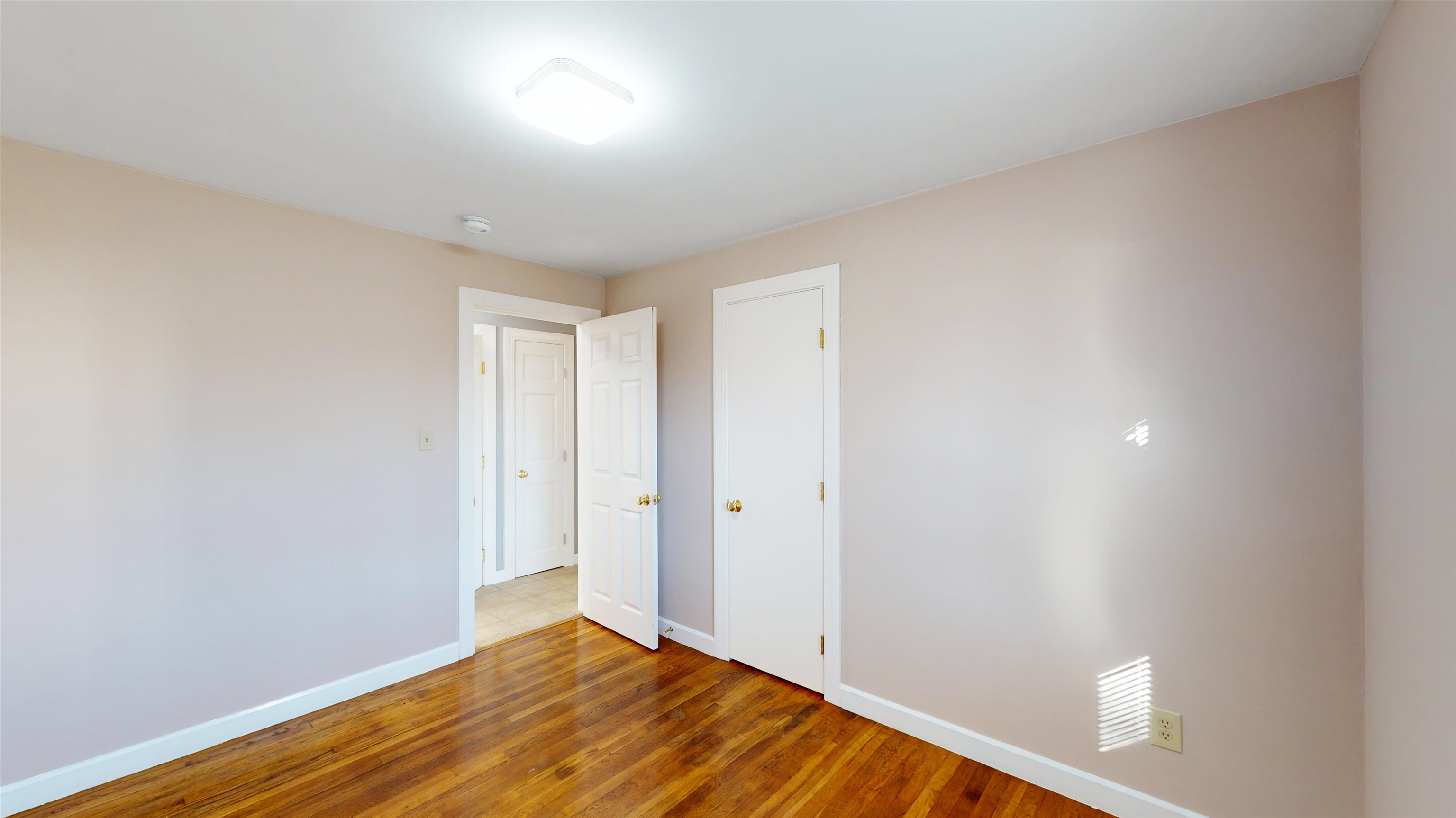 474 Reed Street Manchester, NH 03102 - Photo 15 of 28