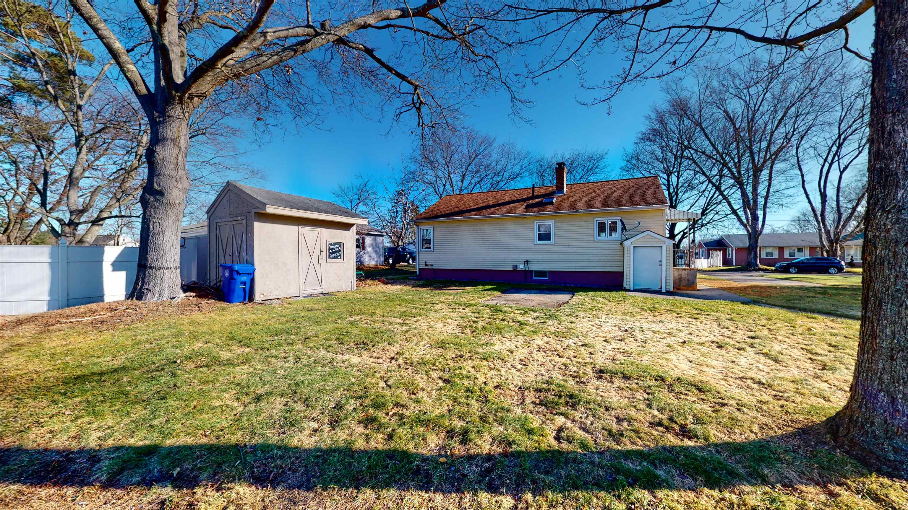 474 Reed Street Manchester, NH 03102 - Photo 20 of 28