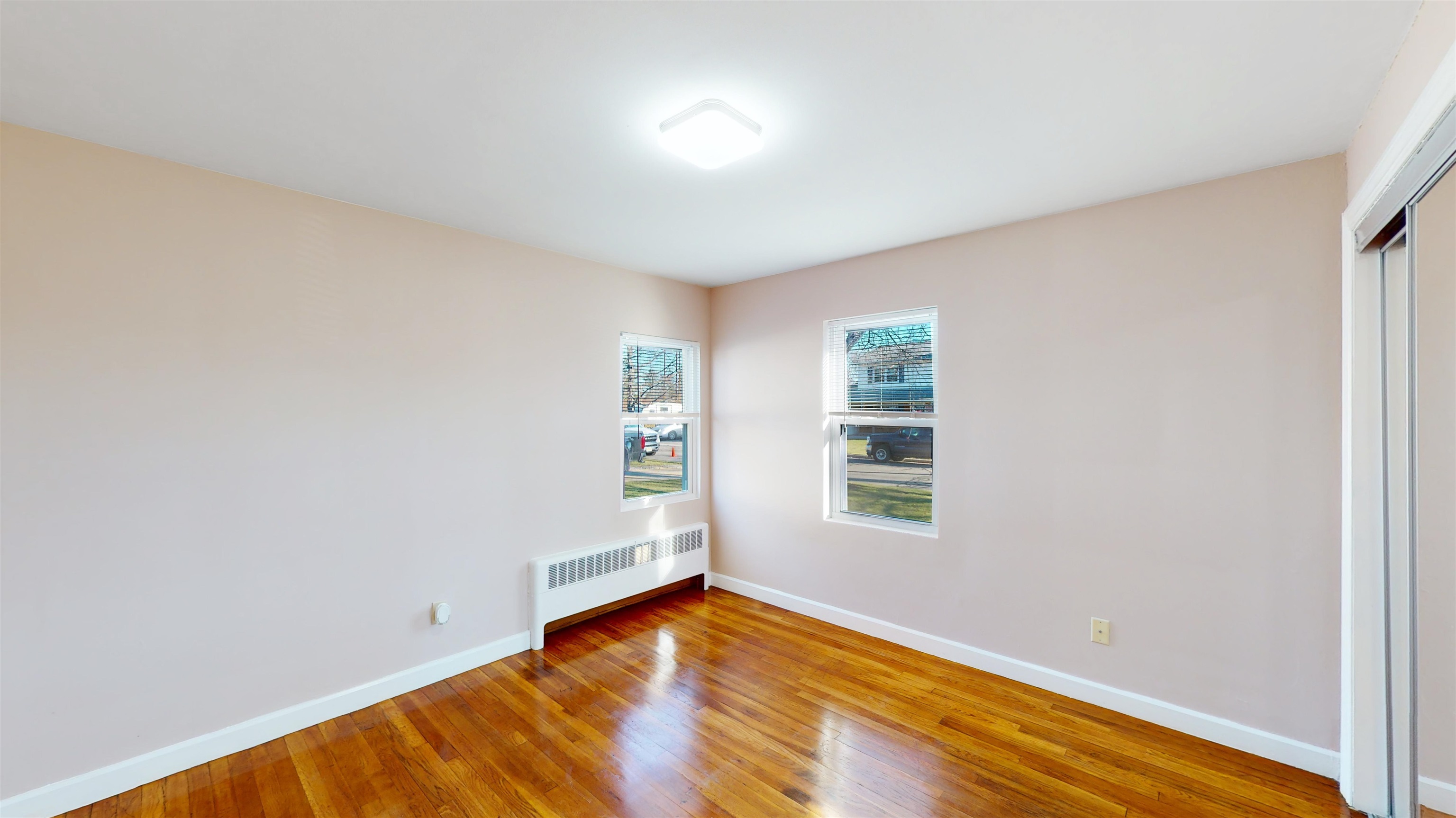 474 Reed Street Manchester, NH 03102 - Photo 9 of 28