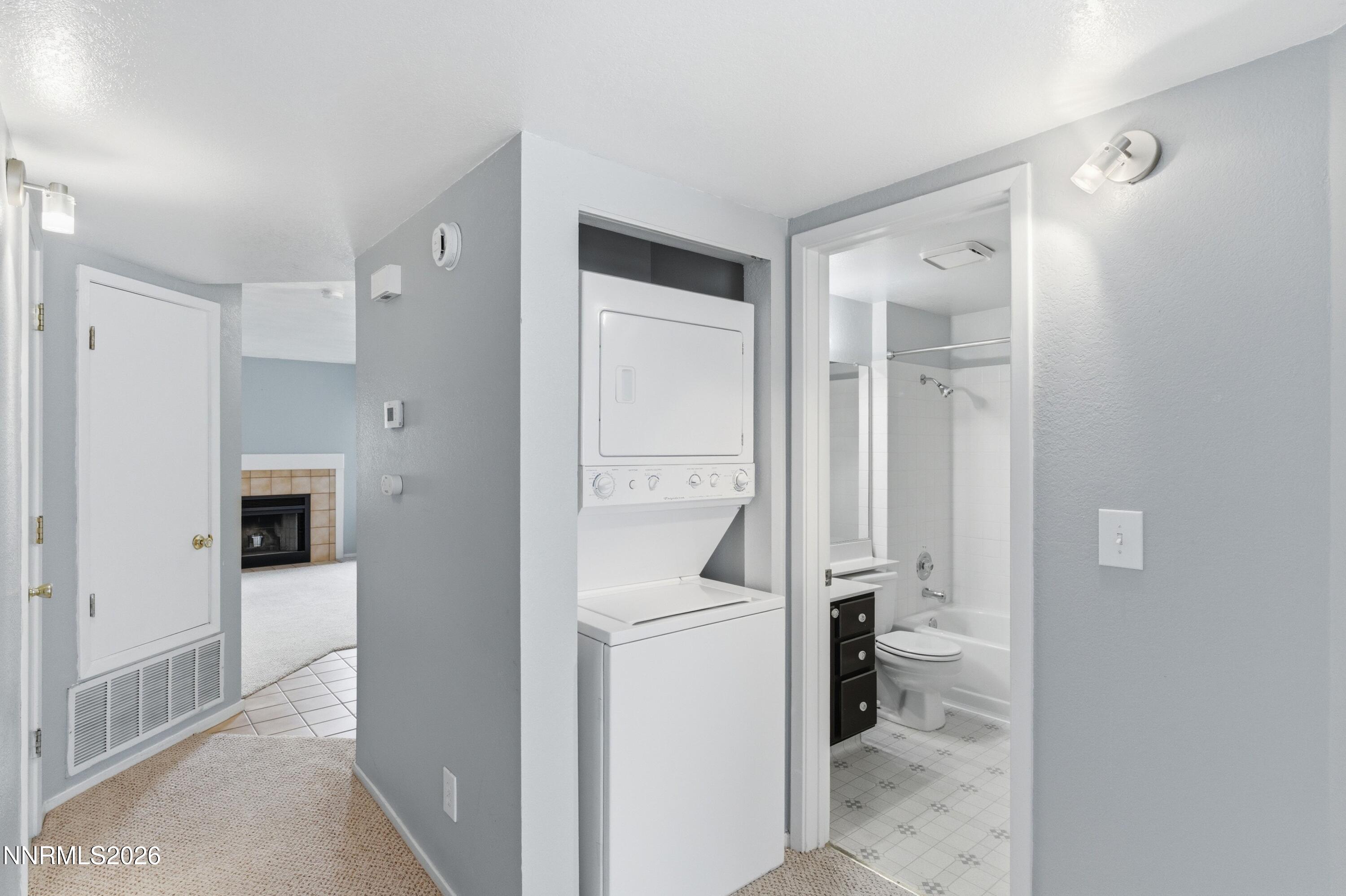 2875 Idlewild Drive, Unit 39 Reno, NV 89509 - Photo 22 of 58 020_dsc02988_539