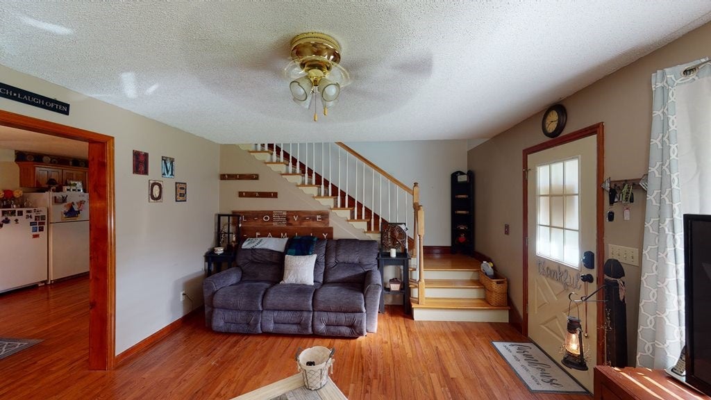 703 Osborne Road Adolphus, KY 42120 - Photo 4 of 22 Gallery Image 4