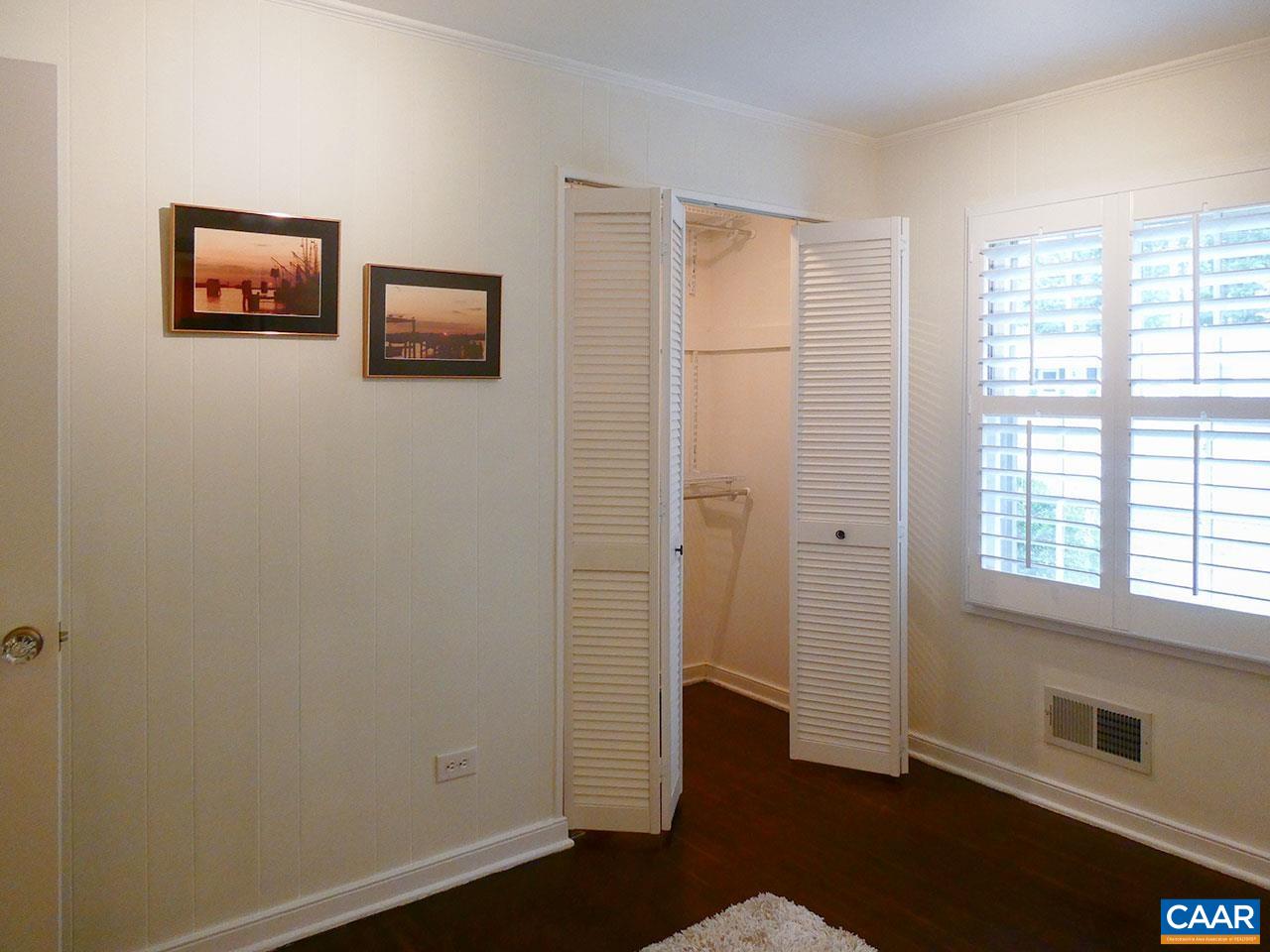 613 Shamrock Road Charlottesville, VA 22903 - Photo 18 of 42 a view of a livingroom with a workspace