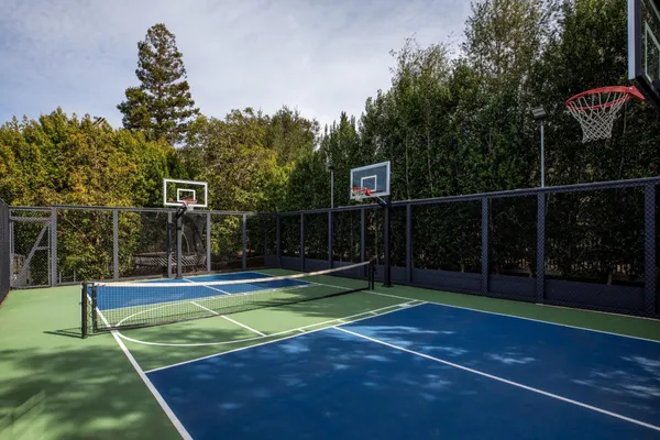 $24,000,000 | 25501 Chapin Road, Los Altos Hills, CA 94022