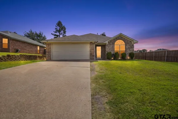 $297,000 | 5832 Mustang Trail, Tyler, TX 75707