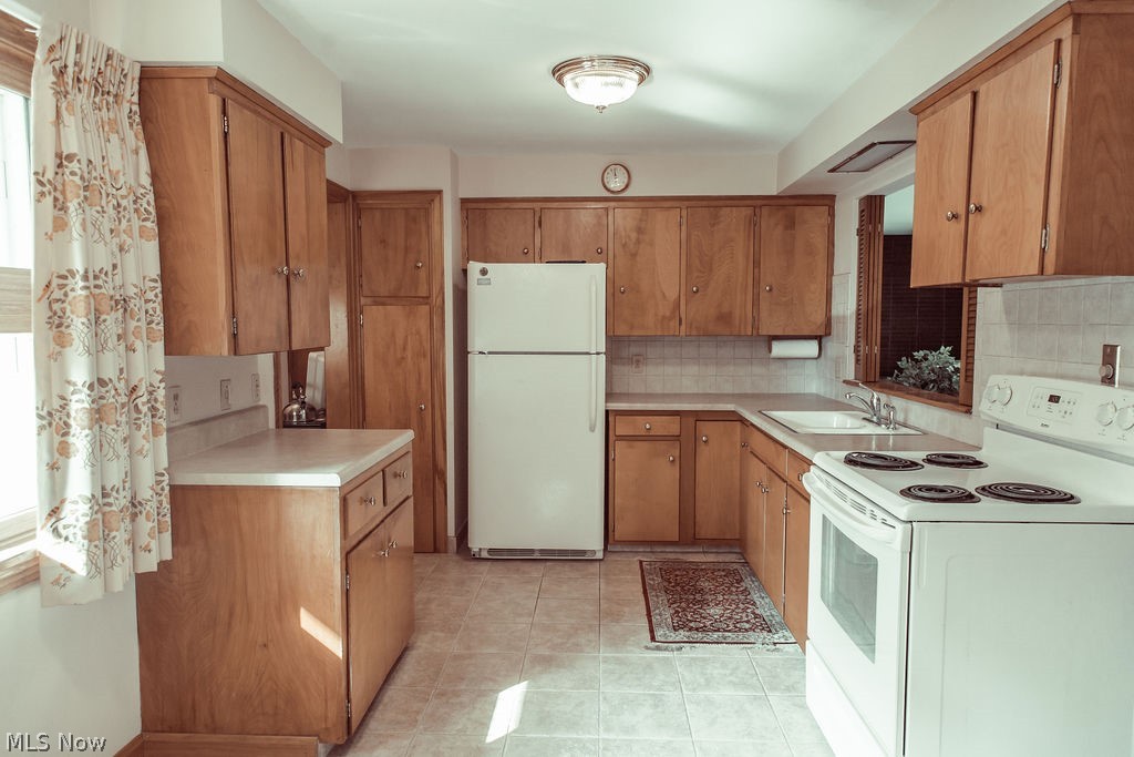 2400 Ridgedale Avenue Northwest Canton, OH 44708 - Photo 21 of 32 Gallery Image 21