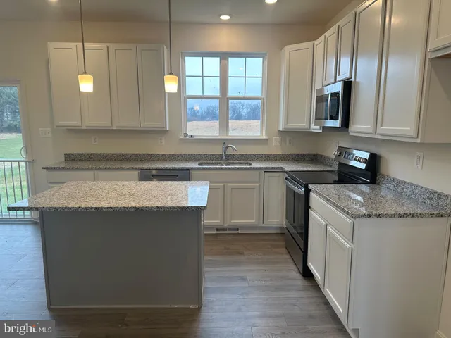 $409,888 | 6 Bentley Court, York Haven, PA 17370