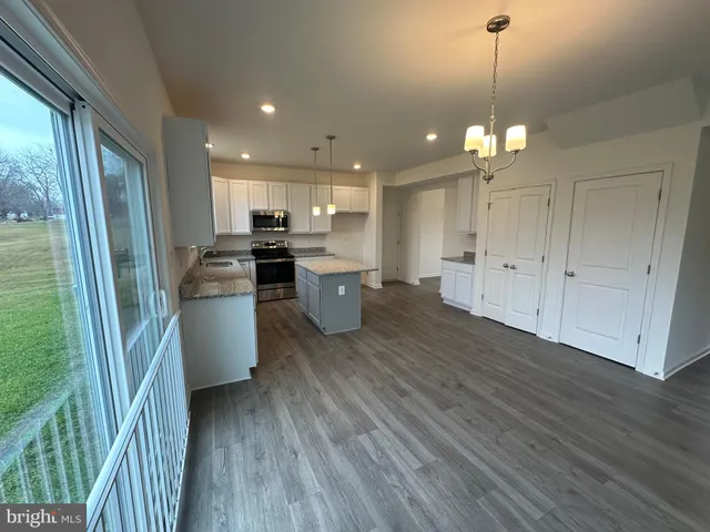 $409,888 | 6 Bentley Court, York Haven, PA 17370