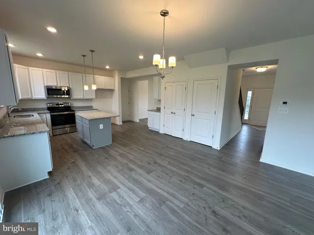 $409,888 | 6 Bentley Court, York Haven, PA 17370