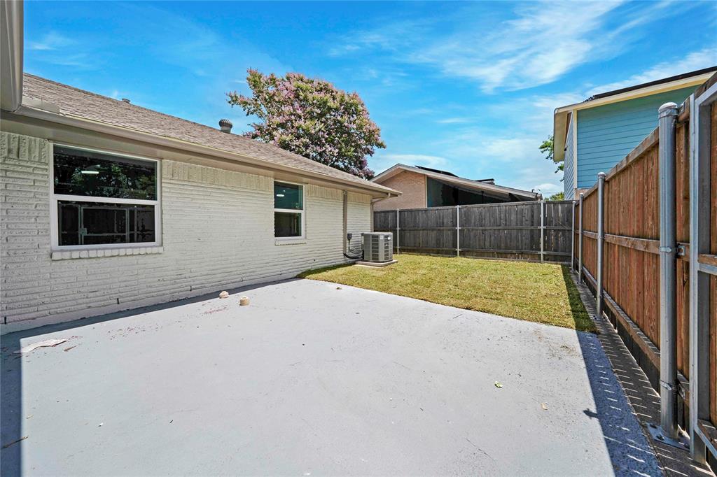 10416 Church Road Dallas, TX 75238 - Photo 32 of 36