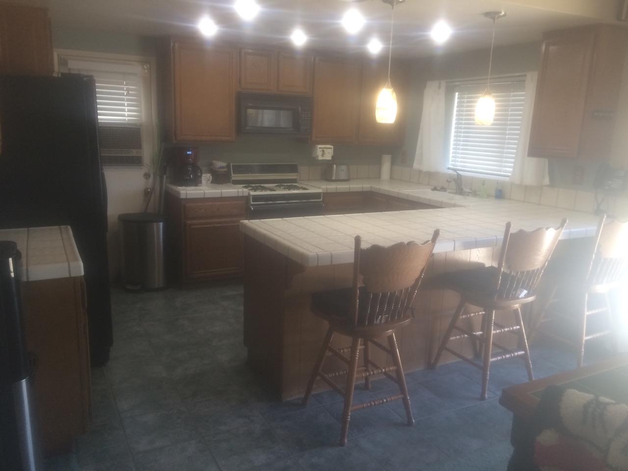 4049 Saddleback Road Palmdale, CA 93552 - Photo 8 of 9 8 kitchen 8
