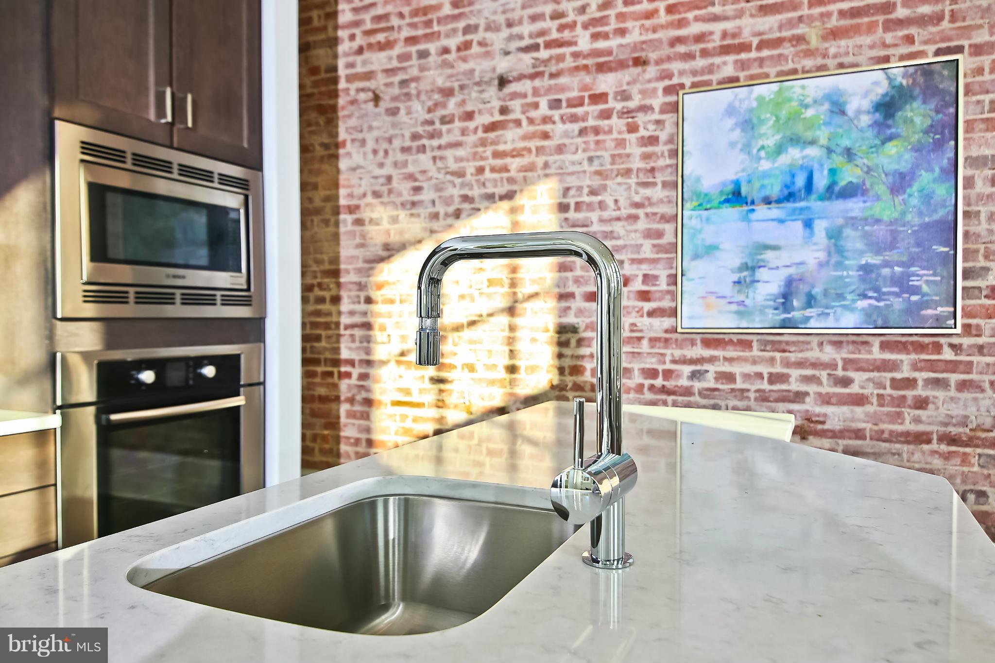 Featuring Silestone Counters & Bosch Appliances