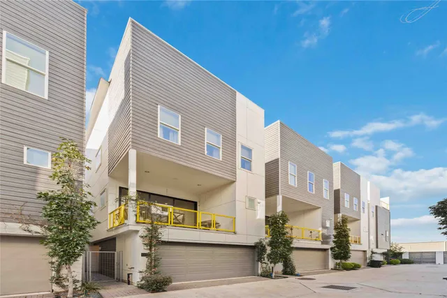 $505,000 | 1211 Hickory Street, Unit D, Houston, TX 77007