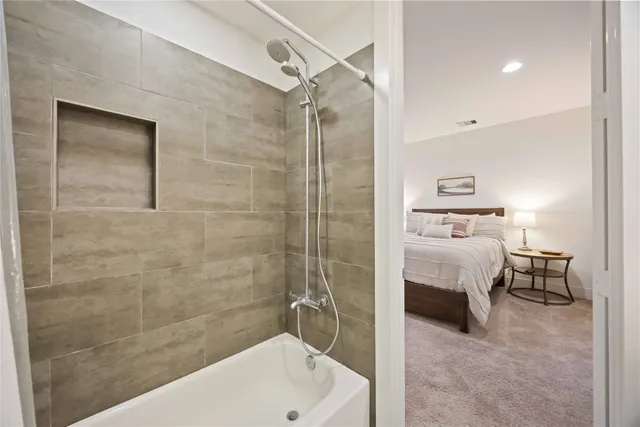 $505,000 | 1211 Hickory Street, Unit D, Houston, TX 77007