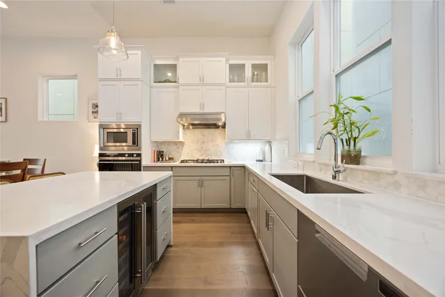 $505,000 | 1211 Hickory Street, Unit D, Houston, TX 77007