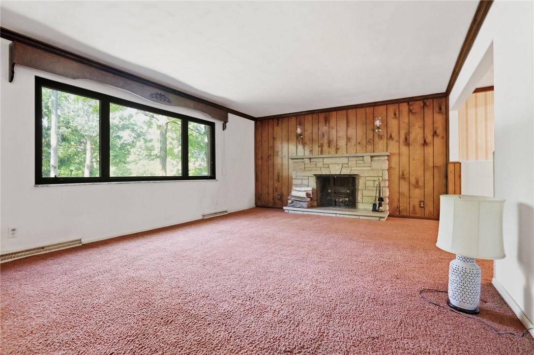 2504 Cross Country Road Beavercreek, OH 45431 - Photo 3 of 46