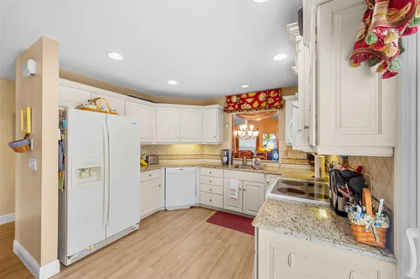 $325,000 | 6809 Southeast Yorktown Drive, Hobe Sound, FL 33455