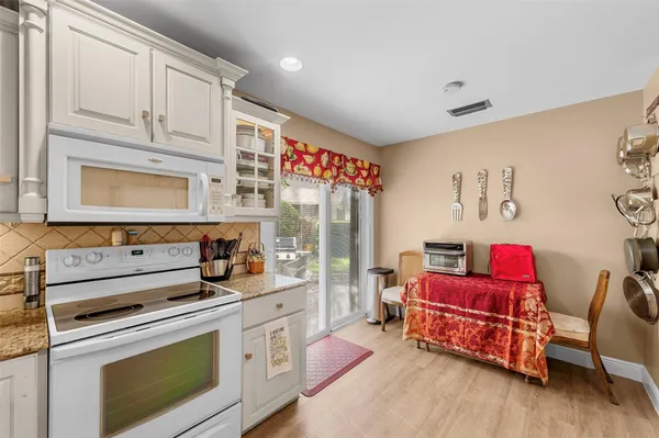 $325,000 | 6809 Southeast Yorktown Drive, Hobe Sound, FL 33455