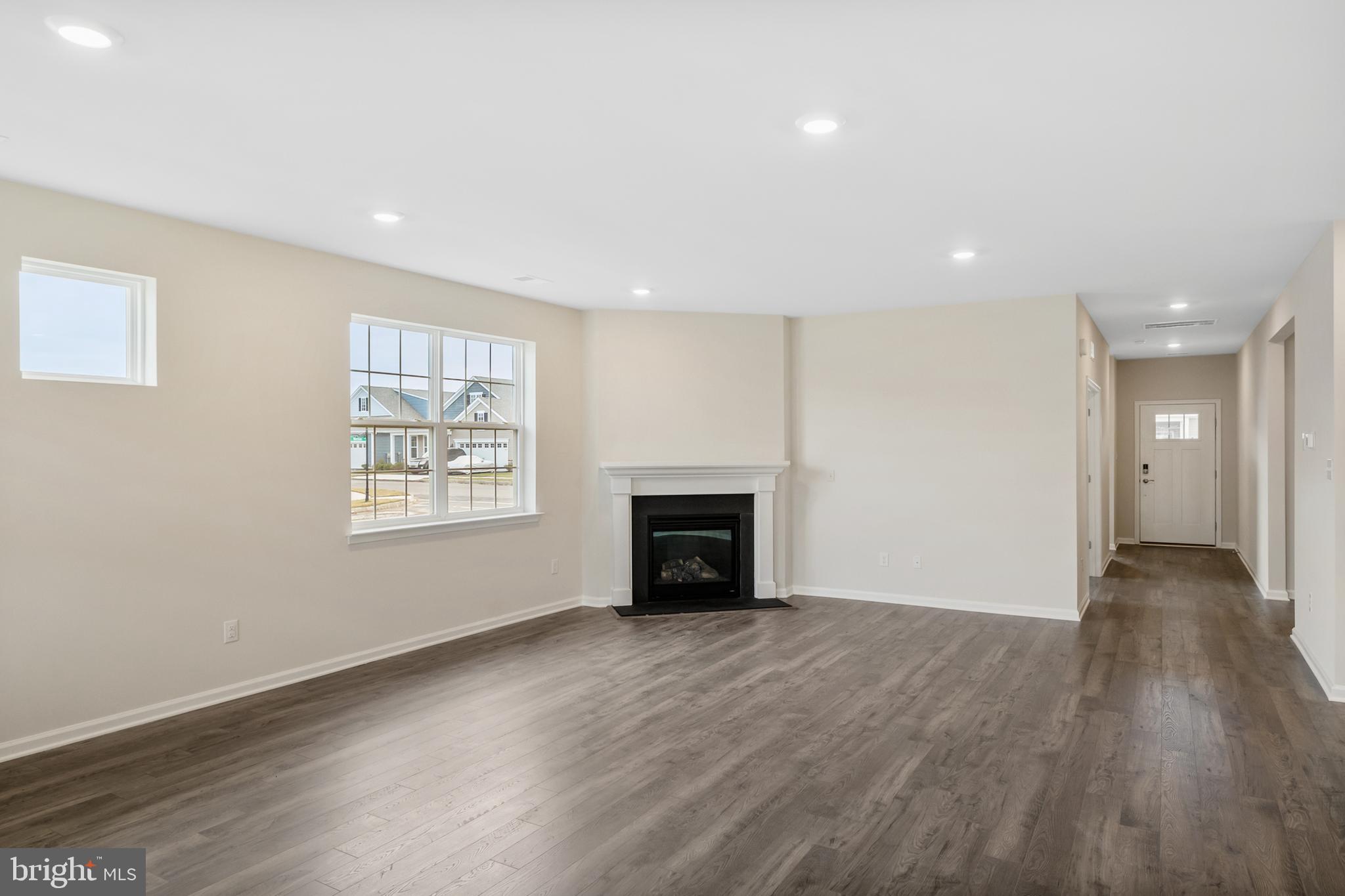 12 Preston Lane Delanco, NJ 08075 - Photo 7 of 34 Great Room