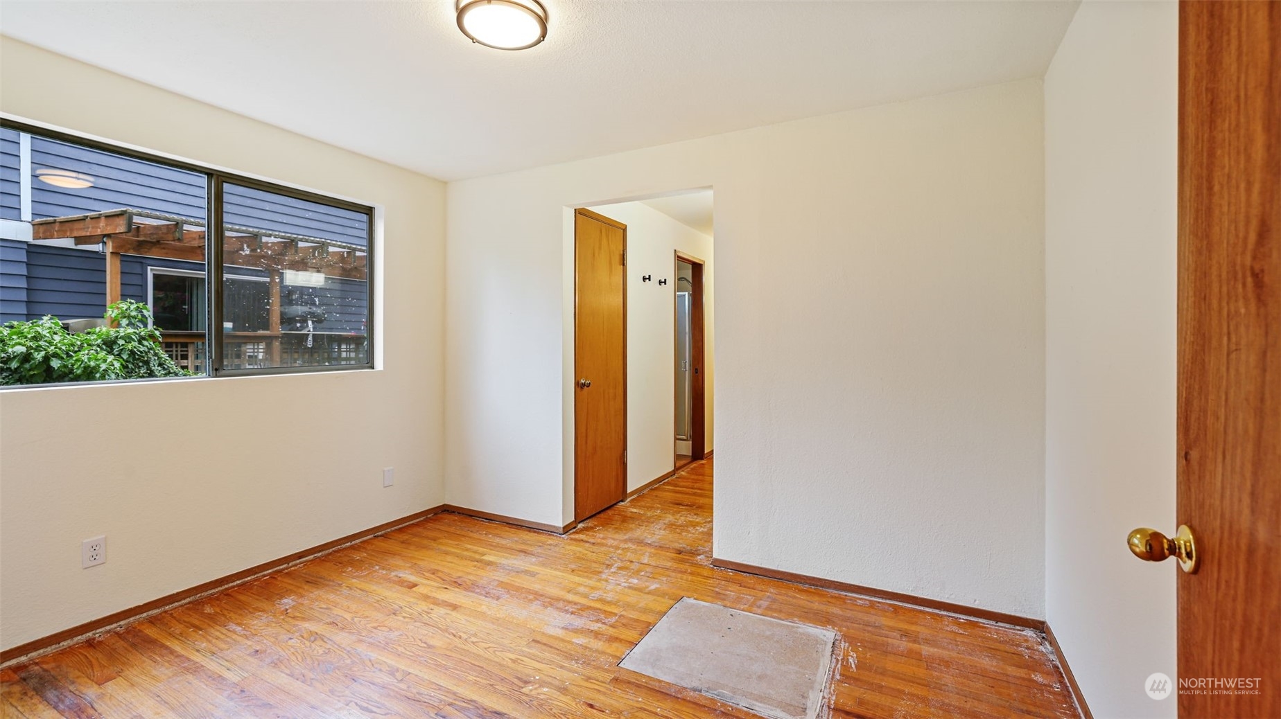 8432 236th Street Southwest Edmonds, WA 98026 - Photo 16 of 35 Gallery Image 16