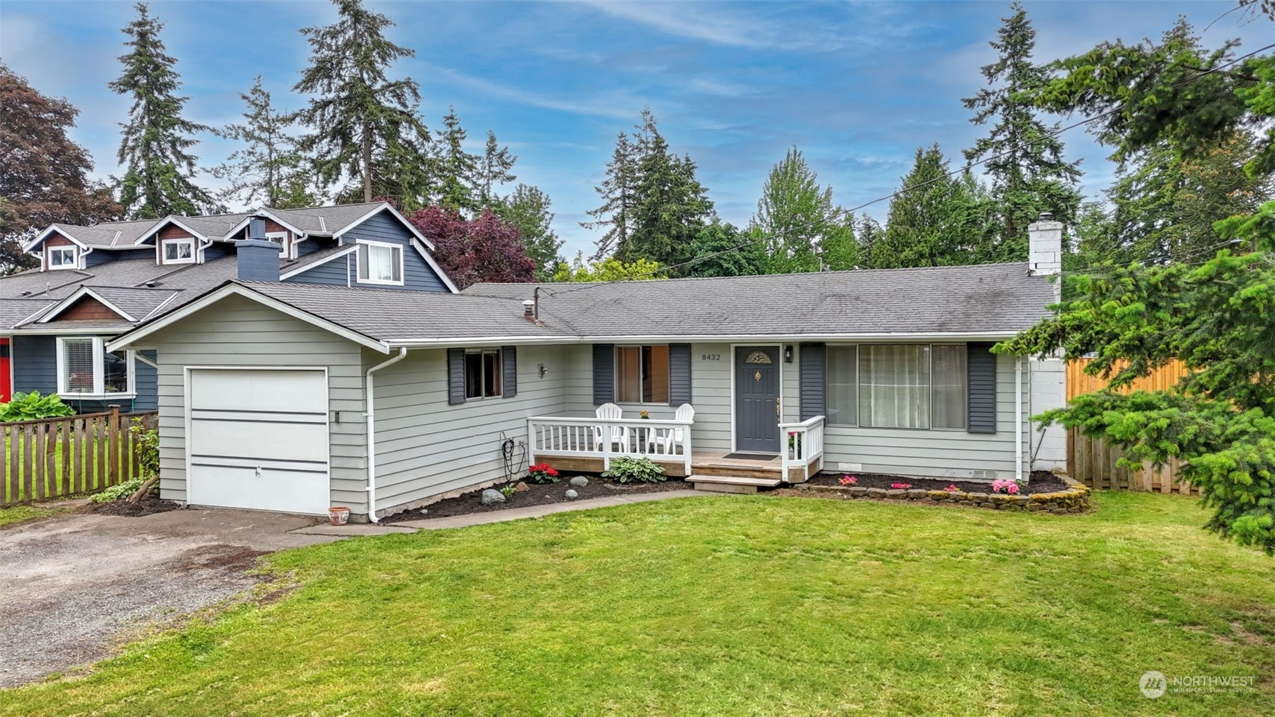 8432 236th Street Southwest Edmonds, WA 98026 - Photo 2 of 35 Gallery Image 2