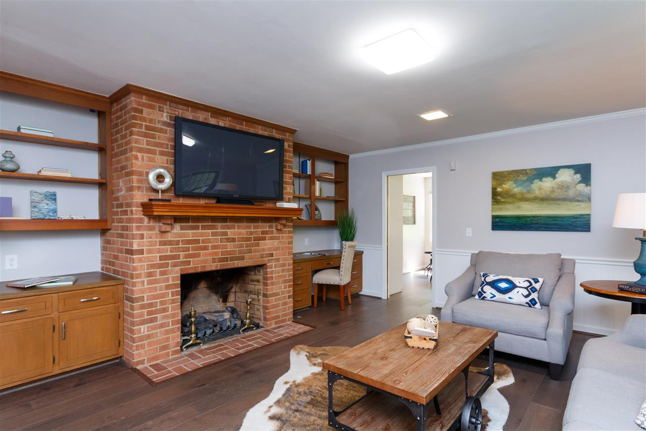 2911 Buckingham Road Durham, NC 27707 - Photo 13 of 25 Family Room