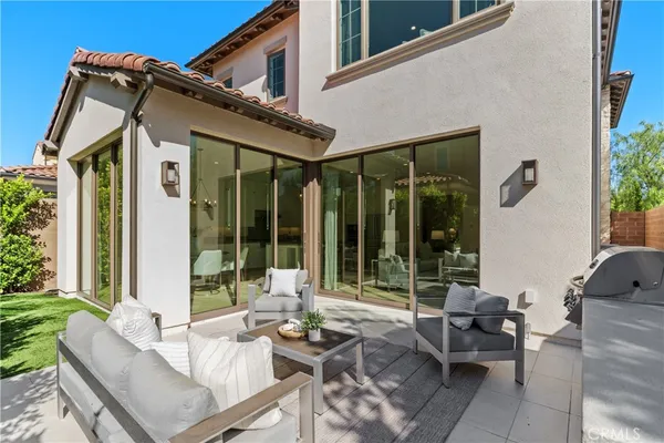 $2,680,000 | 201 Fiore, Irvine, CA 92602