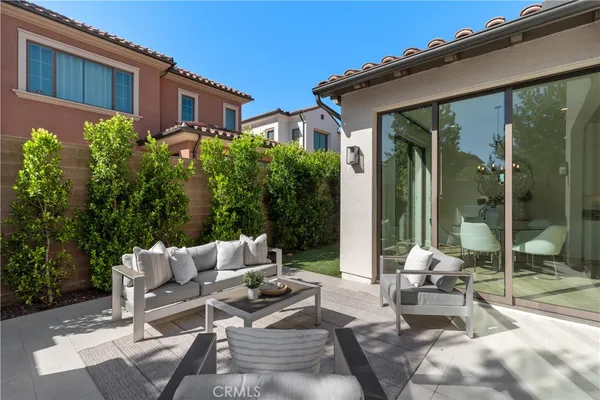$2,680,000 | 201 Fiore, Irvine, CA 92602